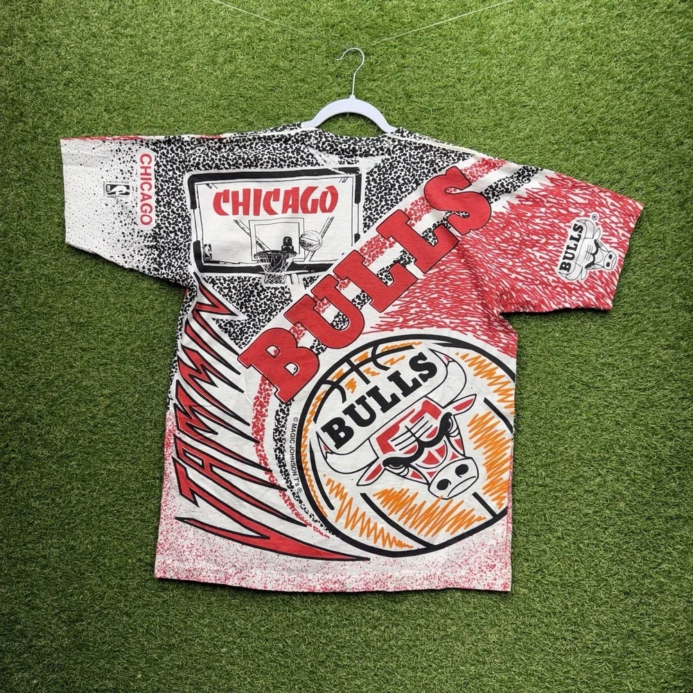 Vintage Chicago Bulls Magic Johnson Shirt Mens Large AOP Graphic NBA MJ Single